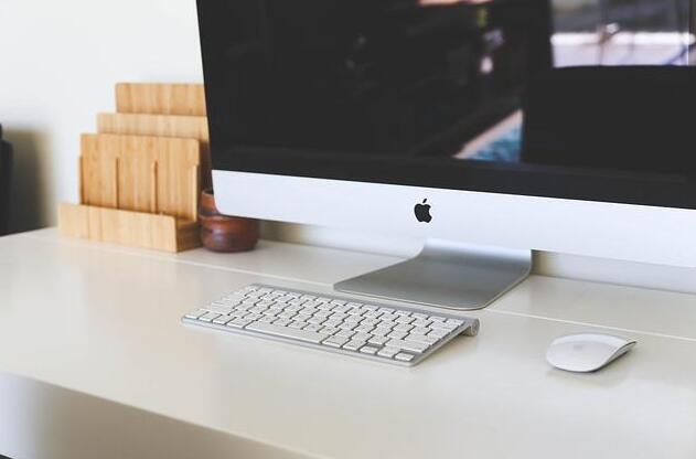 西安公司網(wǎng)頁維護(hù)一年多錢呢